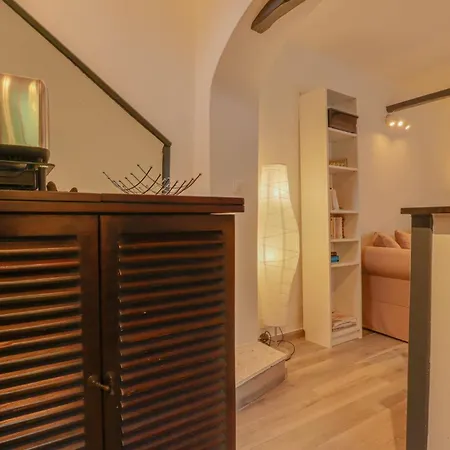 Апартаменты La Petite Maisonnette Au Calme