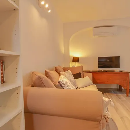La Petite Maisonnette Au Calme Апартаменты