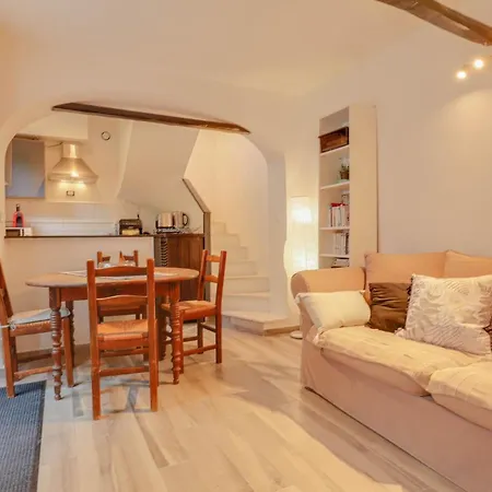 La Petite Maisonnette Au Calme *
